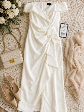 XSCAPE Petite White Off Shoulder Bow Formal Gown 12P NWT
